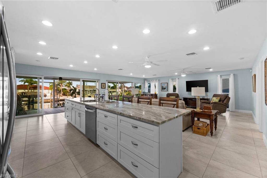 PINE ISLAND SHORES UNIT 8 - Residential