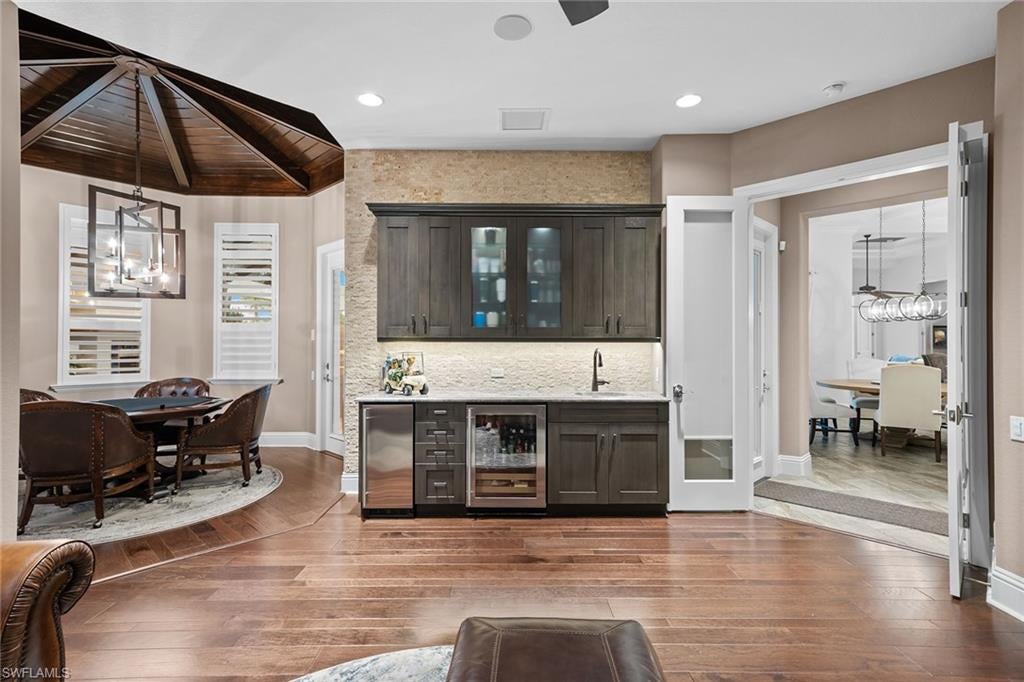 HEDGESTONE - Residential