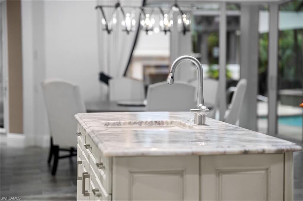 HEDGESTONE - Residential