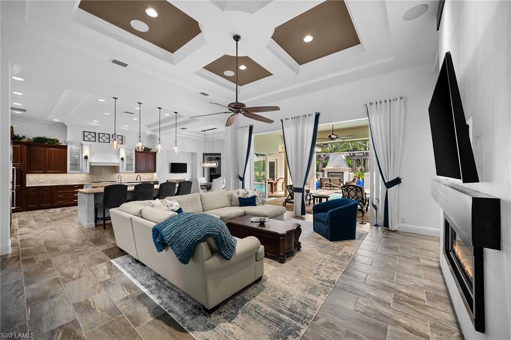 HEDGESTONE - Residential