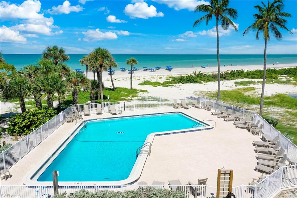 BEACH VILLAS CONDO - Residential