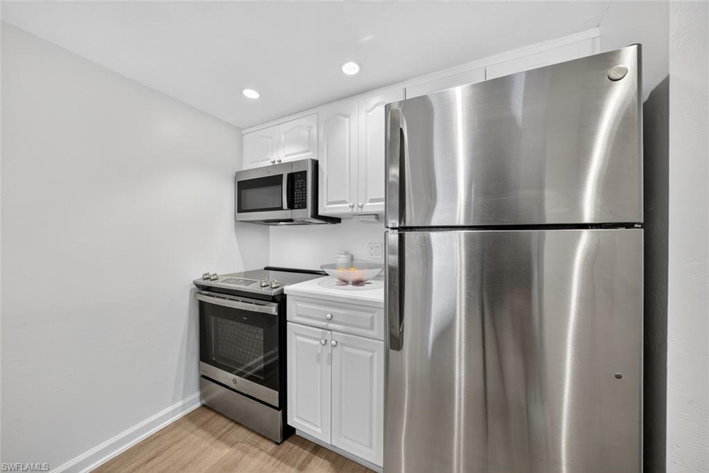 BEACH VILLAS CONDO - Residential