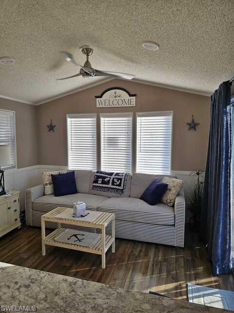 LIMETREE PARK - Residential