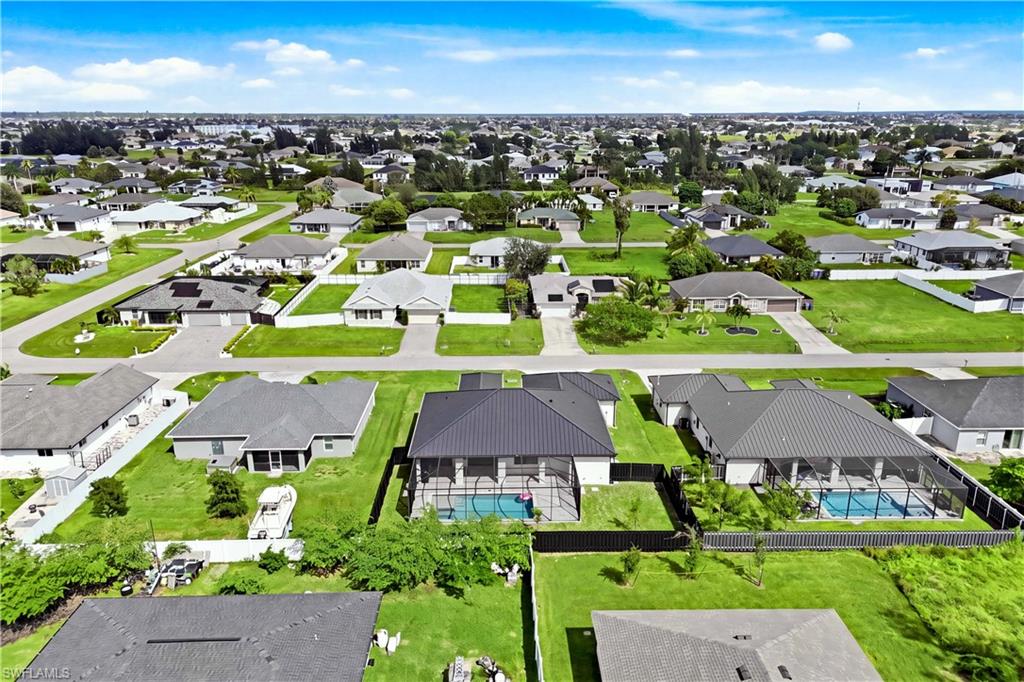 CAPE CORAL - Residential