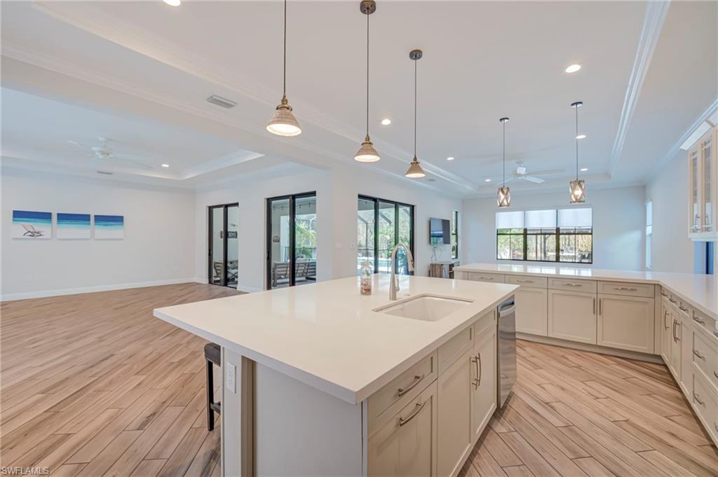 MAPLE RIDGE RESERVE - Residential