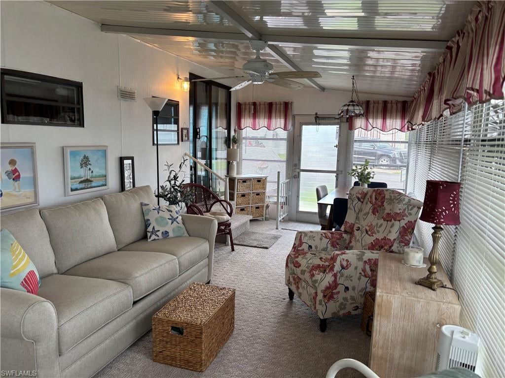 ENCHANTING SHORES - Residential