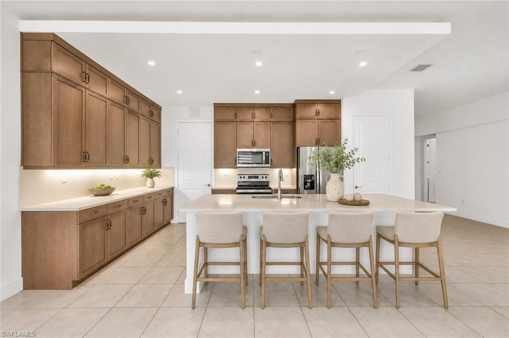 MAPLE RIDGE - Residential