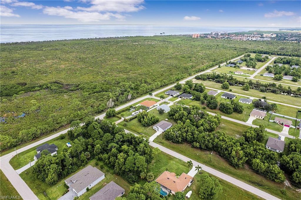 CAPE CORAL - Land