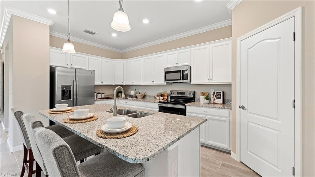 BRIGHTWATER LAGOON - Residential