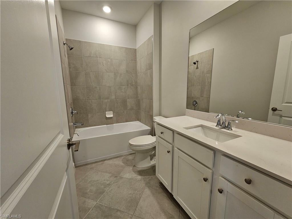 IBIS LANDING - Residential Lease