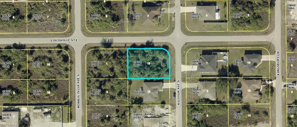 FINANCING AVAILABLE on this corner lot in an established neighborhood.