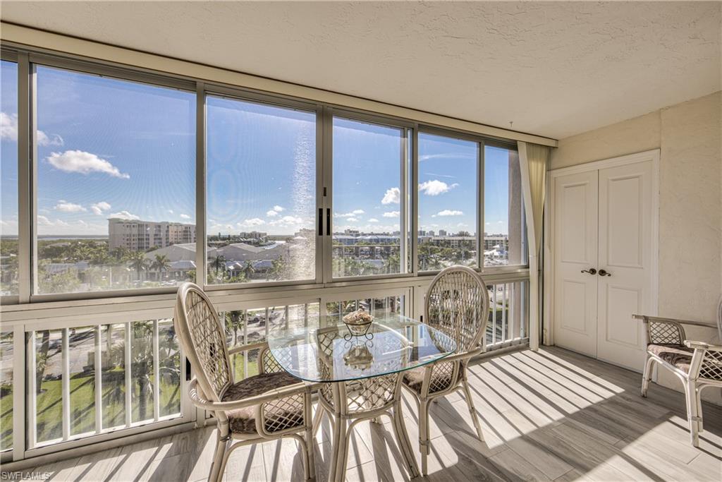 CRECIENTE CONDO EAST - Residential