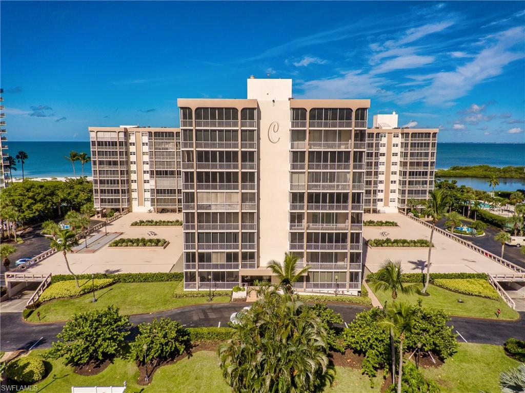CRECIENTE CONDO EAST - Residential