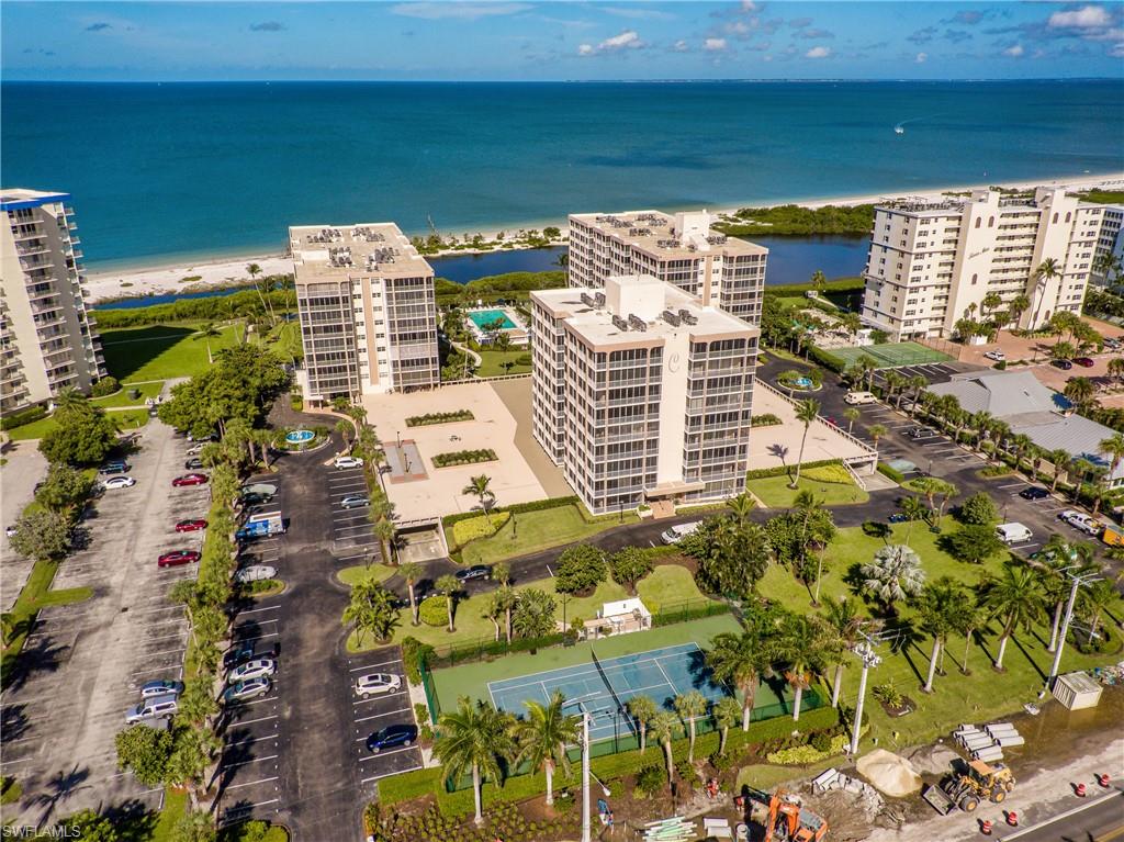 CRECIENTE CONDO EAST - Residential