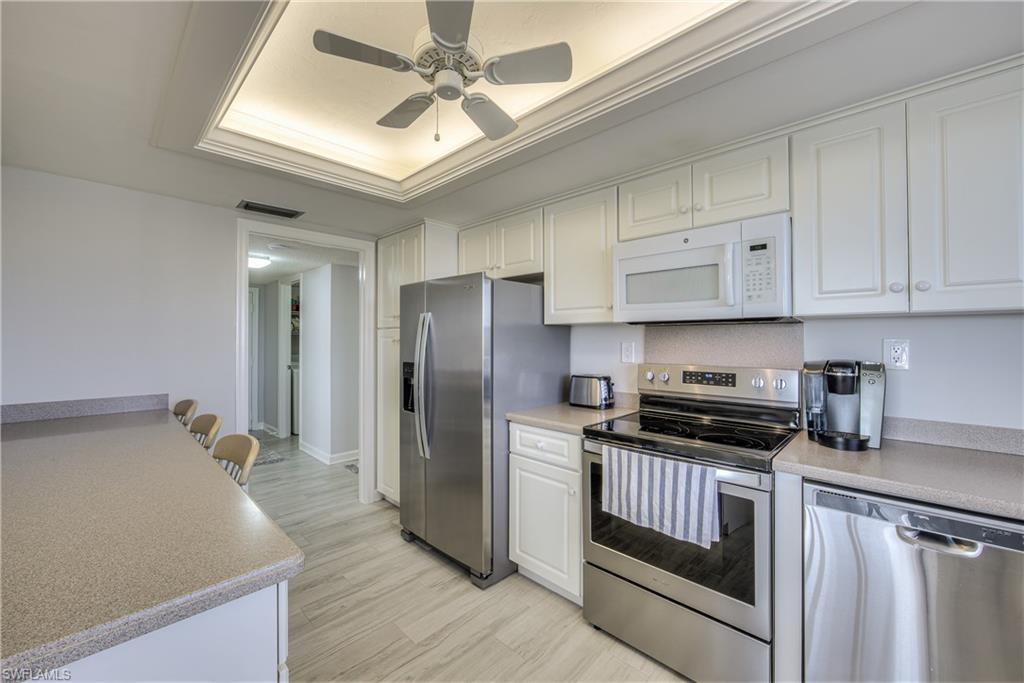 CRECIENTE CONDO EAST - Residential