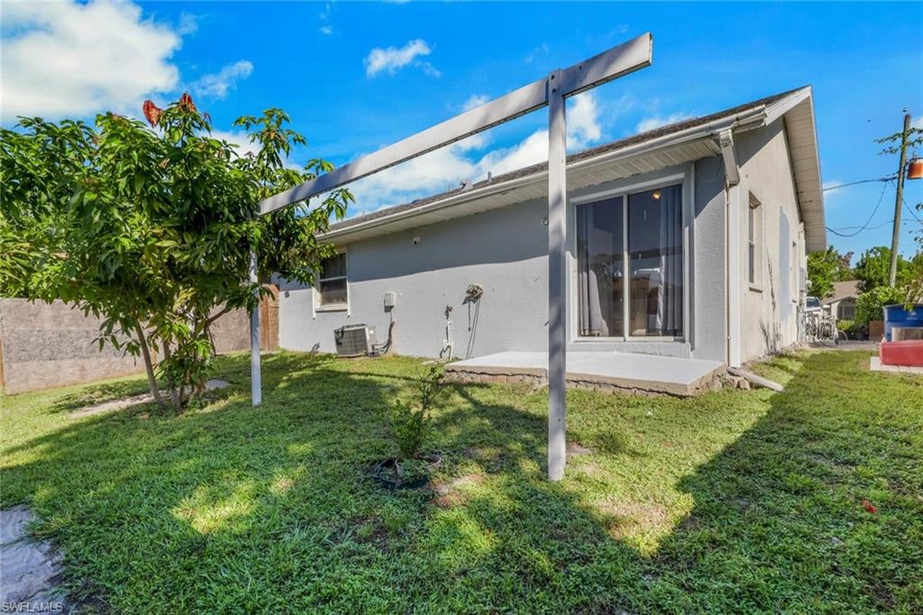SAN CARLOS PARK - Residential Income