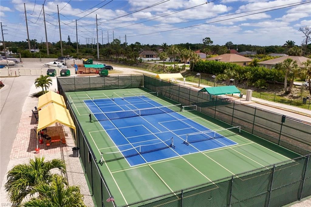 IMPERIAL BONITA ESTATES - Land