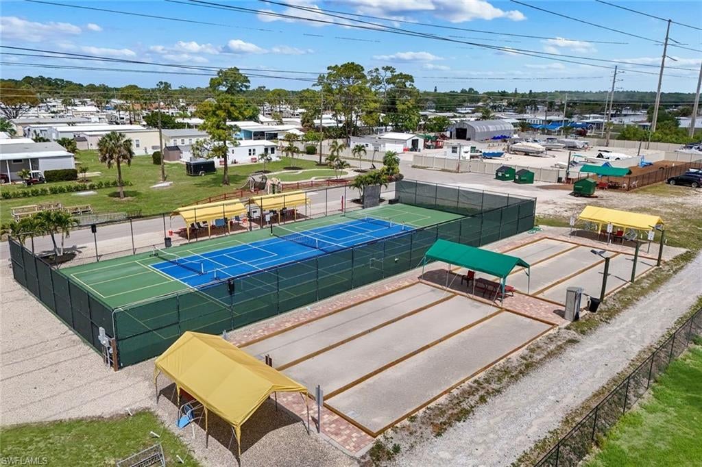 IMPERIAL BONITA ESTATES - Land