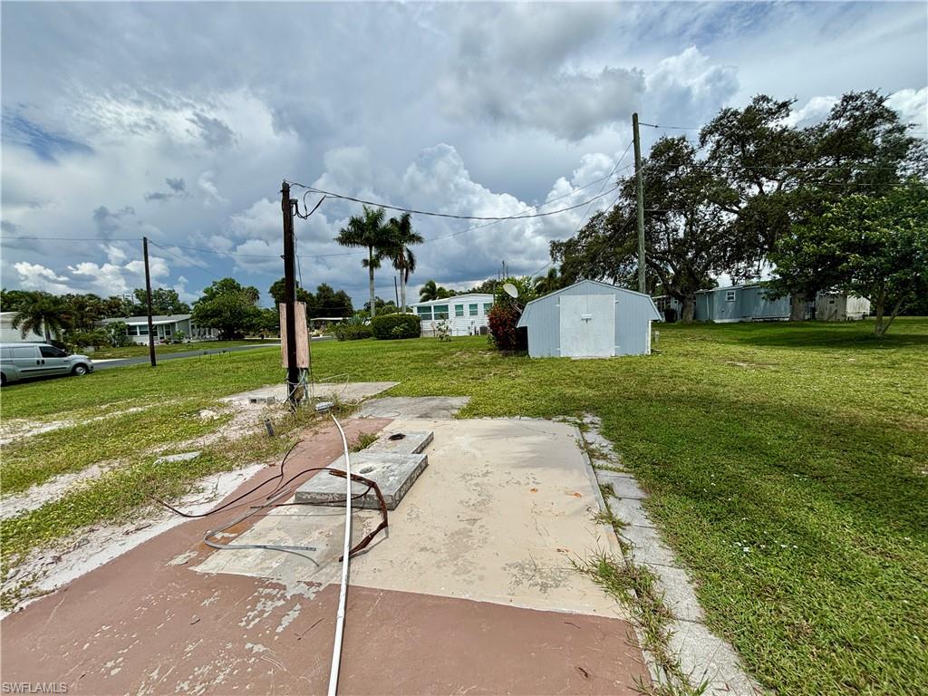 IMPERIAL BONITA ESTATES - Land