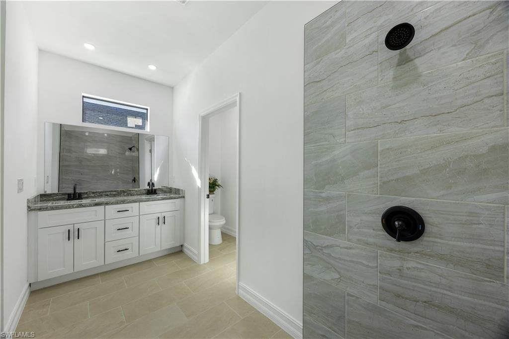FORT MYERS SHORES - Residential