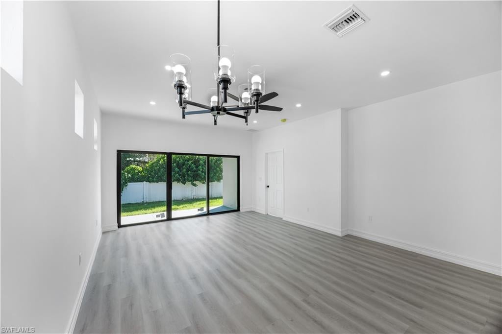 FORT MYERS SHORES - Residential