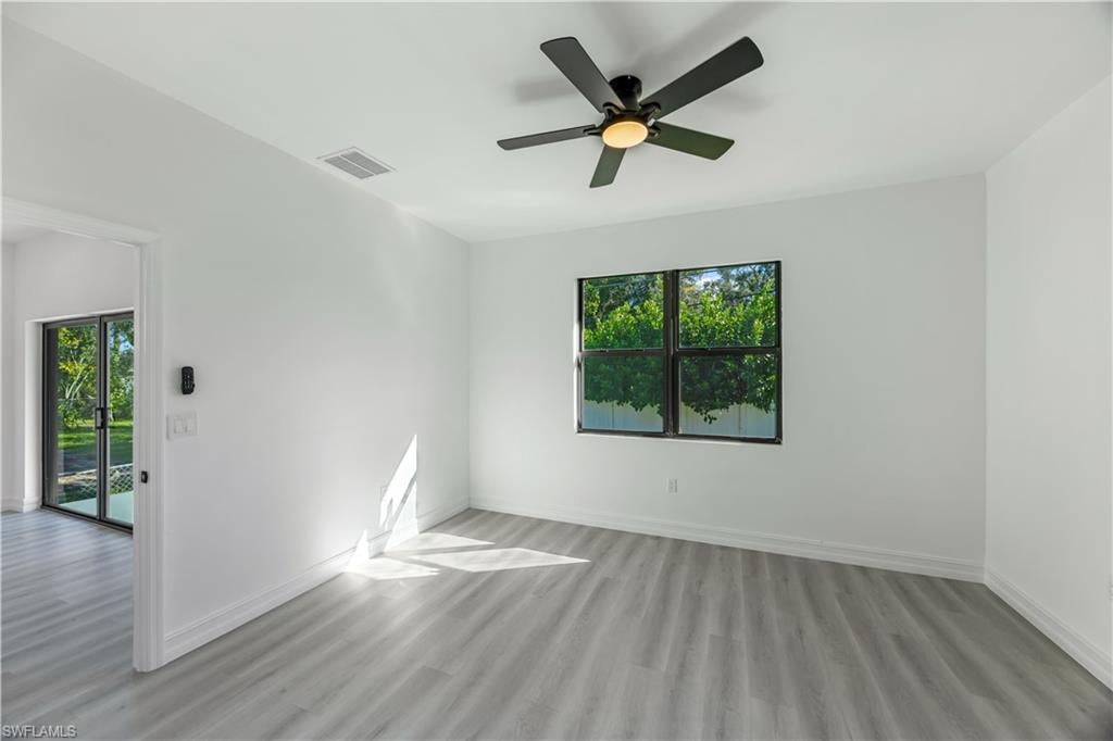FORT MYERS SHORES - Residential