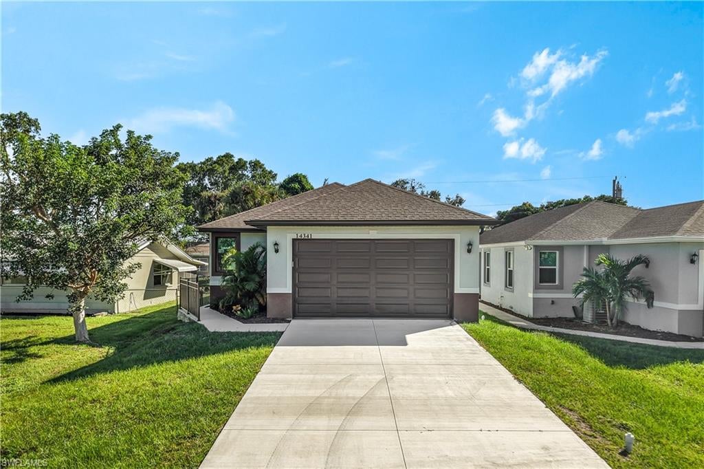 FORT MYERS SHORES - Residential