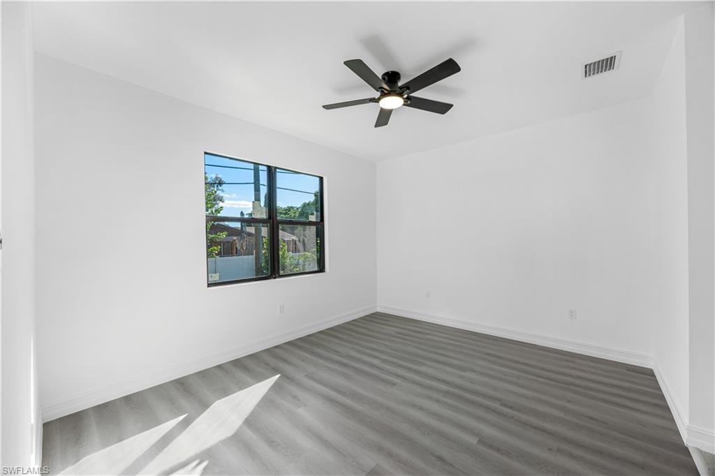 FORT MYERS SHORES - Residential