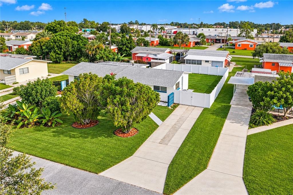 LEHIGH ACRES - Residential