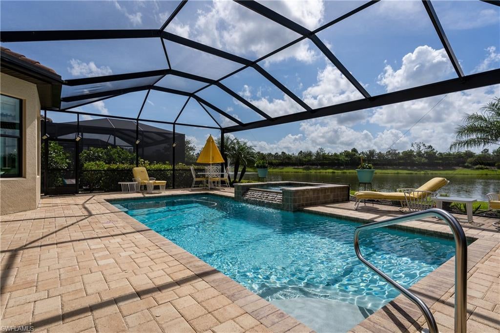 PEBBLE POINTE - Residential