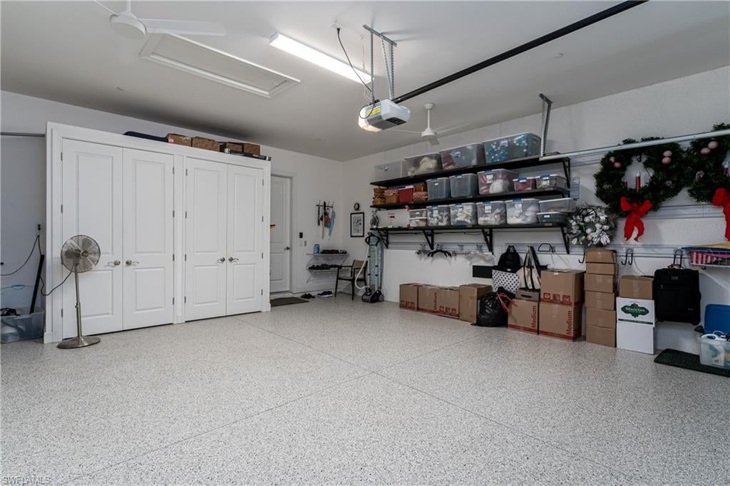 PEBBLE POINTE - Residential