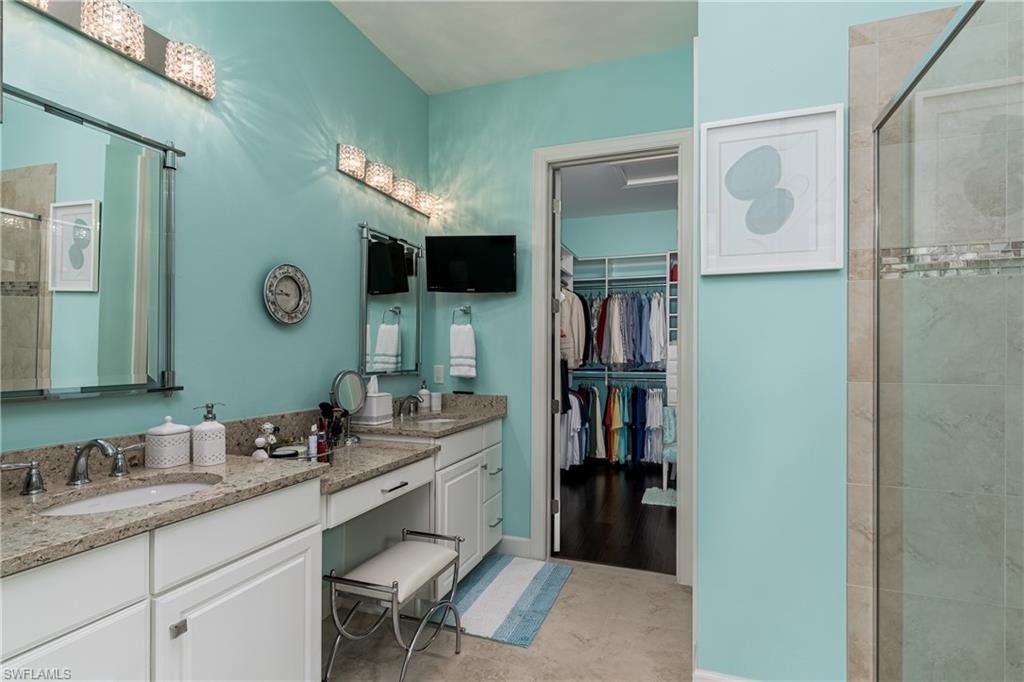 PEBBLE POINTE - Residential