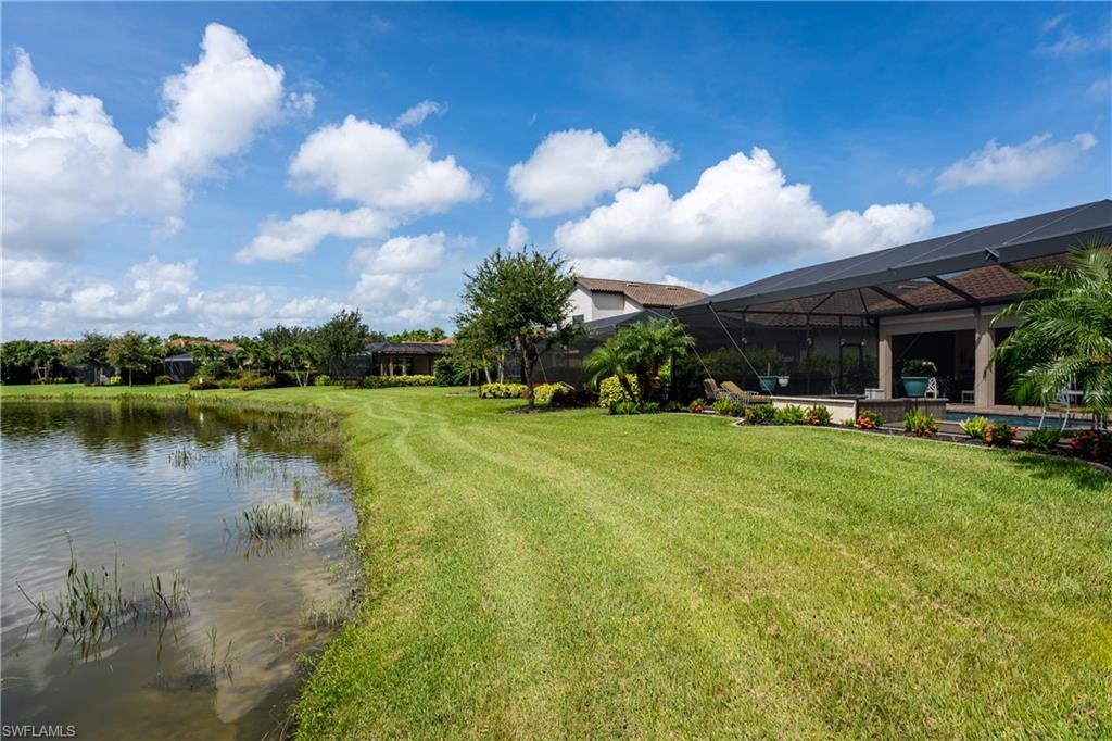 PEBBLE POINTE - Residential