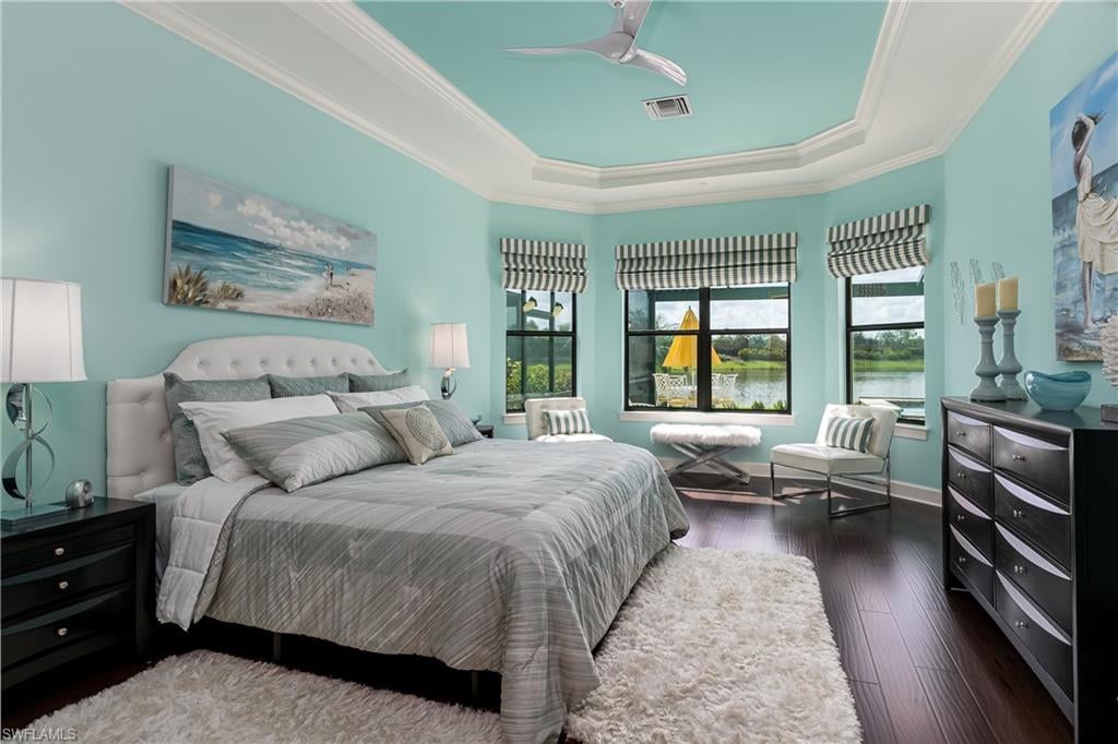PEBBLE POINTE - Residential