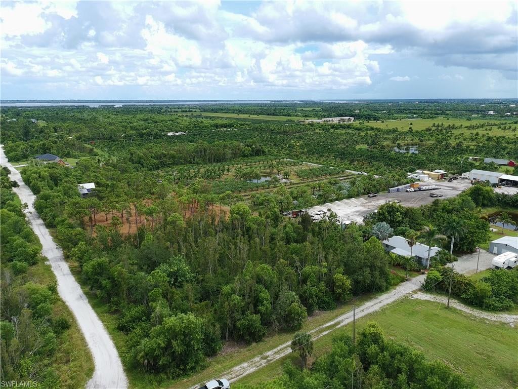 KREAMERS AVOCADO SUBD - Land
