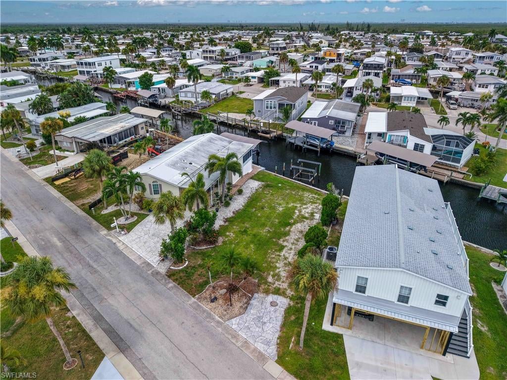 BAYSIDE ESTATES - Land