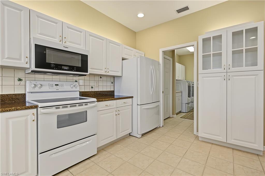 SABAL SPRINGS GOLF AND RACQUET CLUB - Residential