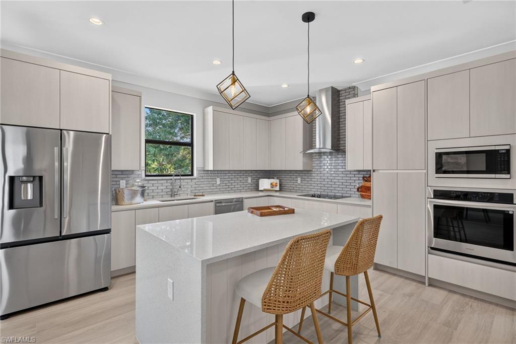 GOLDEN GATE ESTATES - Residential