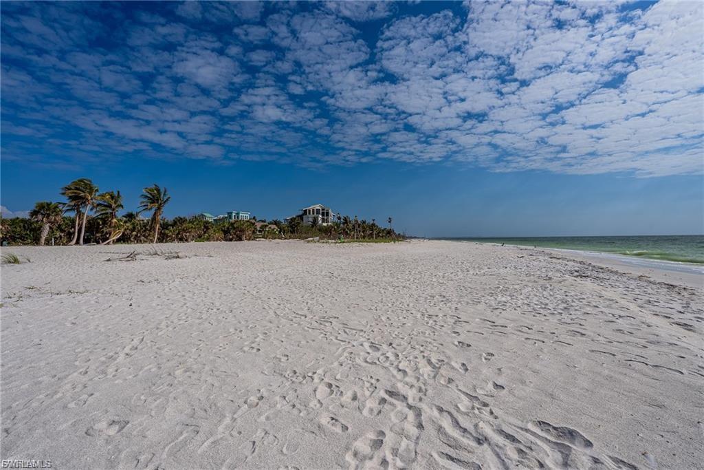 SAFETY HARBOR CLUB - Residential
