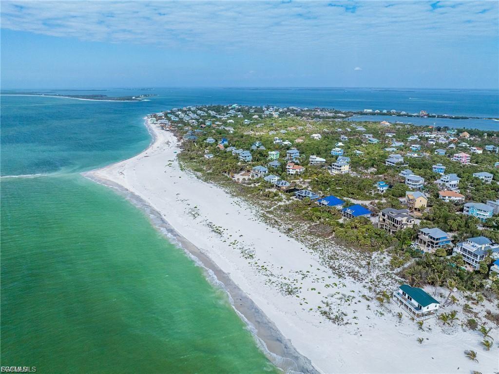 SAFETY HARBOR CLUB - Residential