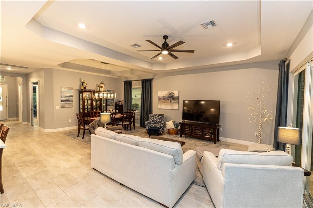 VISTA WILDBLUE - Residential