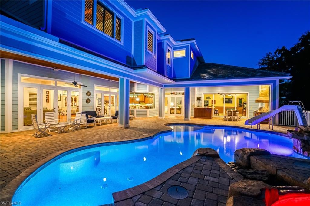 BUTTONWOOD HARBOR - Residential