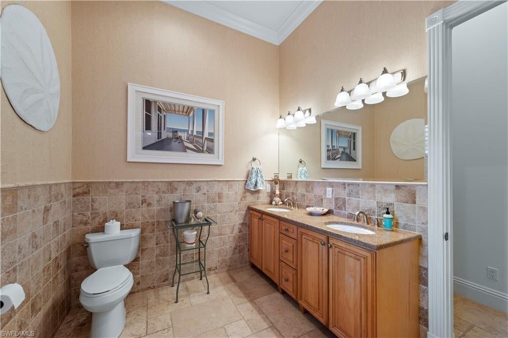 BUTTONWOOD HARBOR - Residential