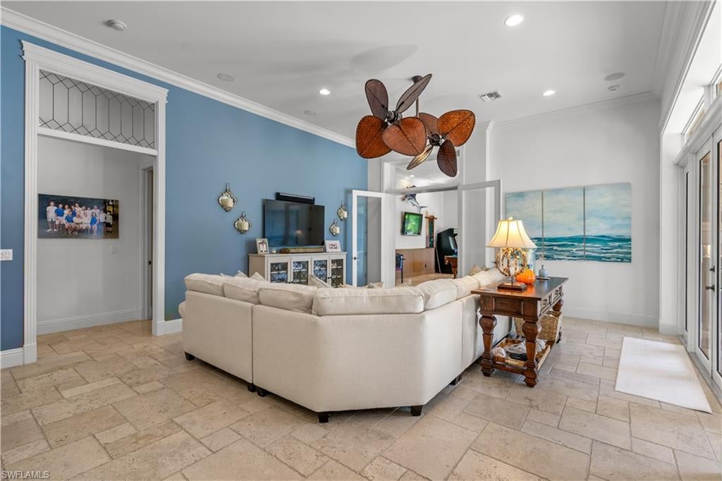 BUTTONWOOD HARBOR - Residential