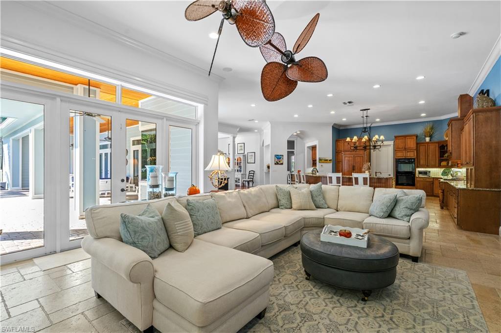 BUTTONWOOD HARBOR - Residential