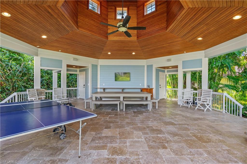 BUTTONWOOD HARBOR - Residential
