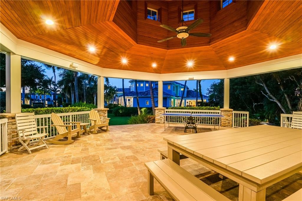 BUTTONWOOD HARBOR - Residential