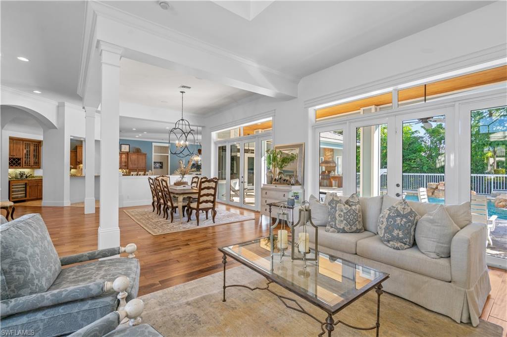 BUTTONWOOD HARBOR - Residential