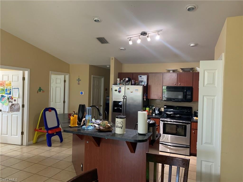 CAPE CORAL - Residential Income