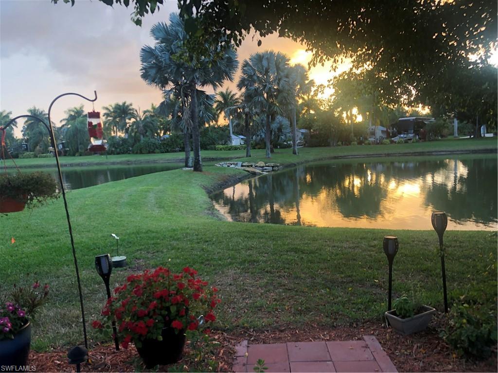 RIVERBEND MOTORCOACH RESORT - Land